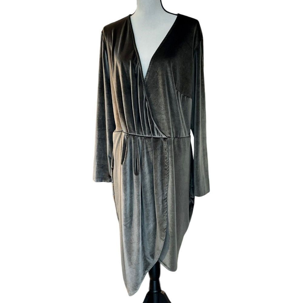 Club L Womens Dress Wrap Tulip Green Crushed Velvet Long Sleeve Mini 26 Plus New